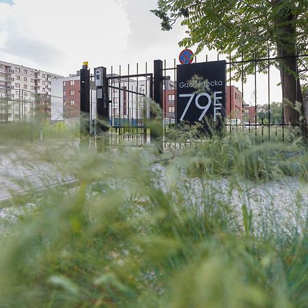 Apartments Claro II By Noclegi Renters Krakow Bagian luar foto