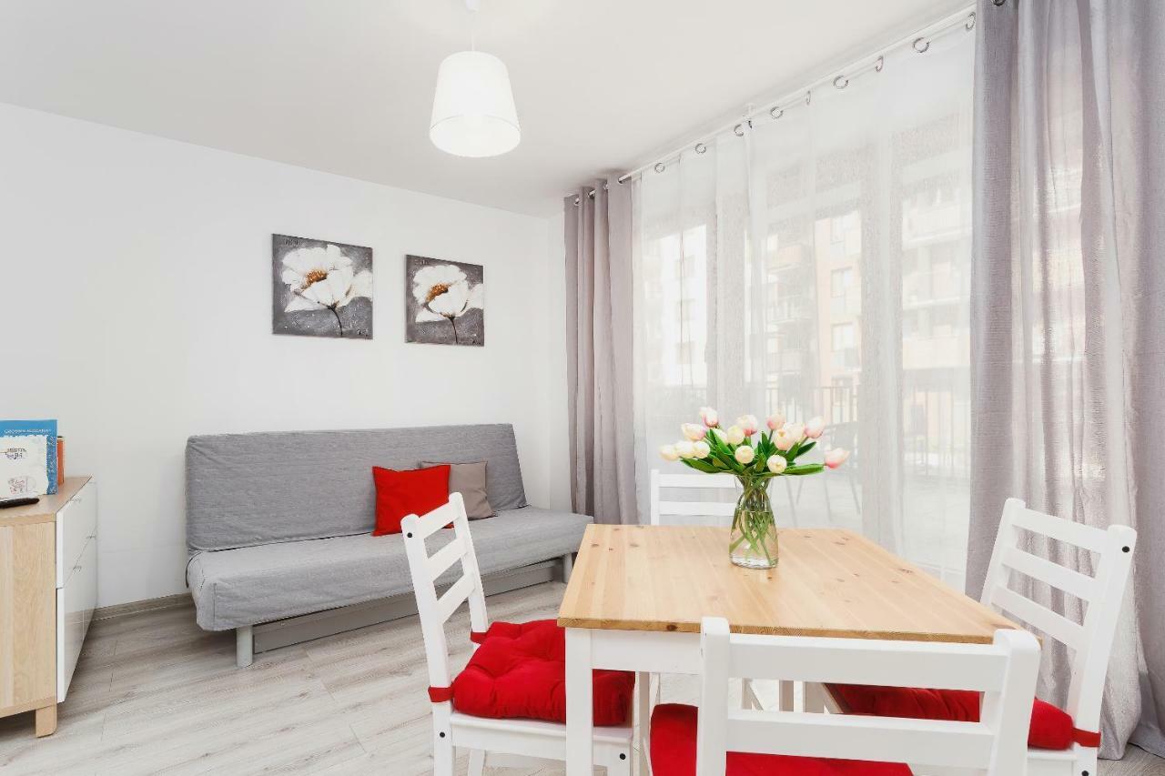 Apartments Claro II By Noclegi Renters Krakow Bagian luar foto