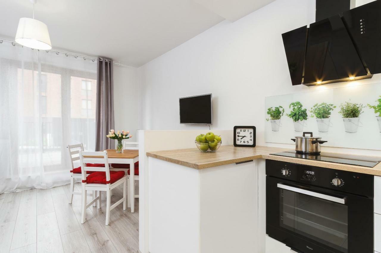 Apartments Claro II By Noclegi Renters Krakow Bagian luar foto
